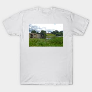 Grounds of Blenheim Palace Woodstock England UK T-Shirt